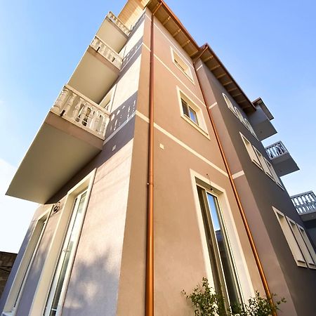 Northgate Apart-Villa Shkoder Bagian luar foto