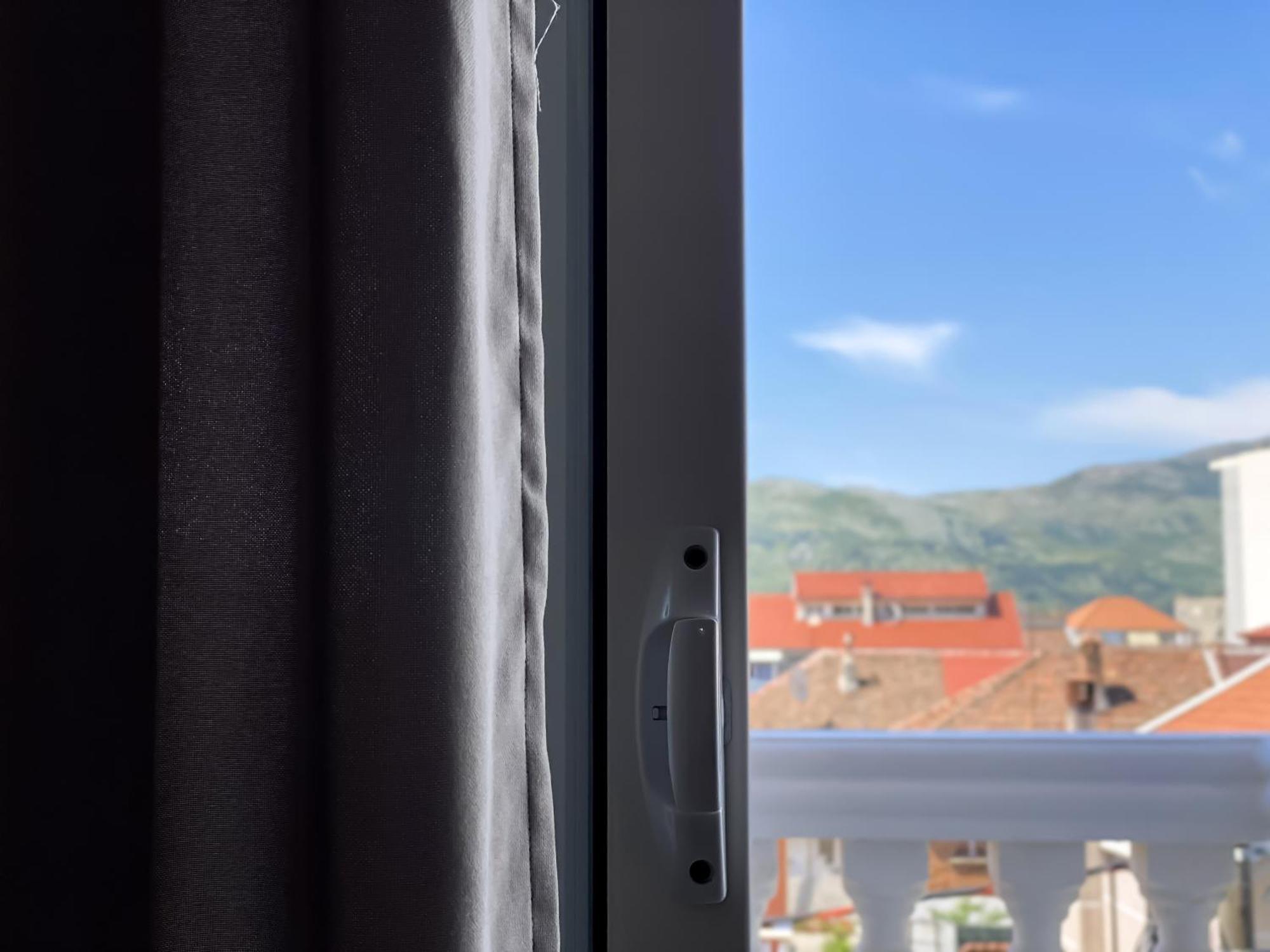 Northgate Apart-Villa Shkoder Bagian luar foto