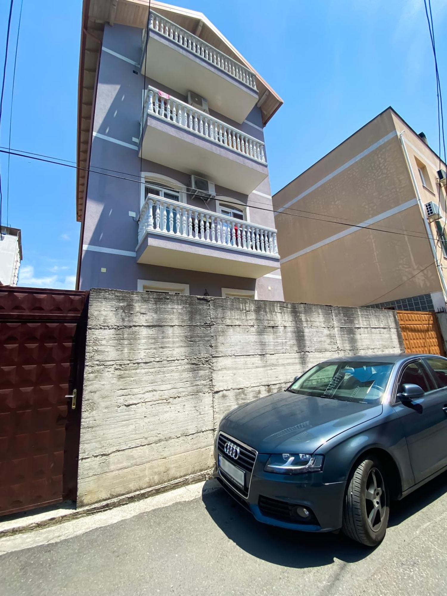 Northgate Apart-Villa Shkoder Bagian luar foto