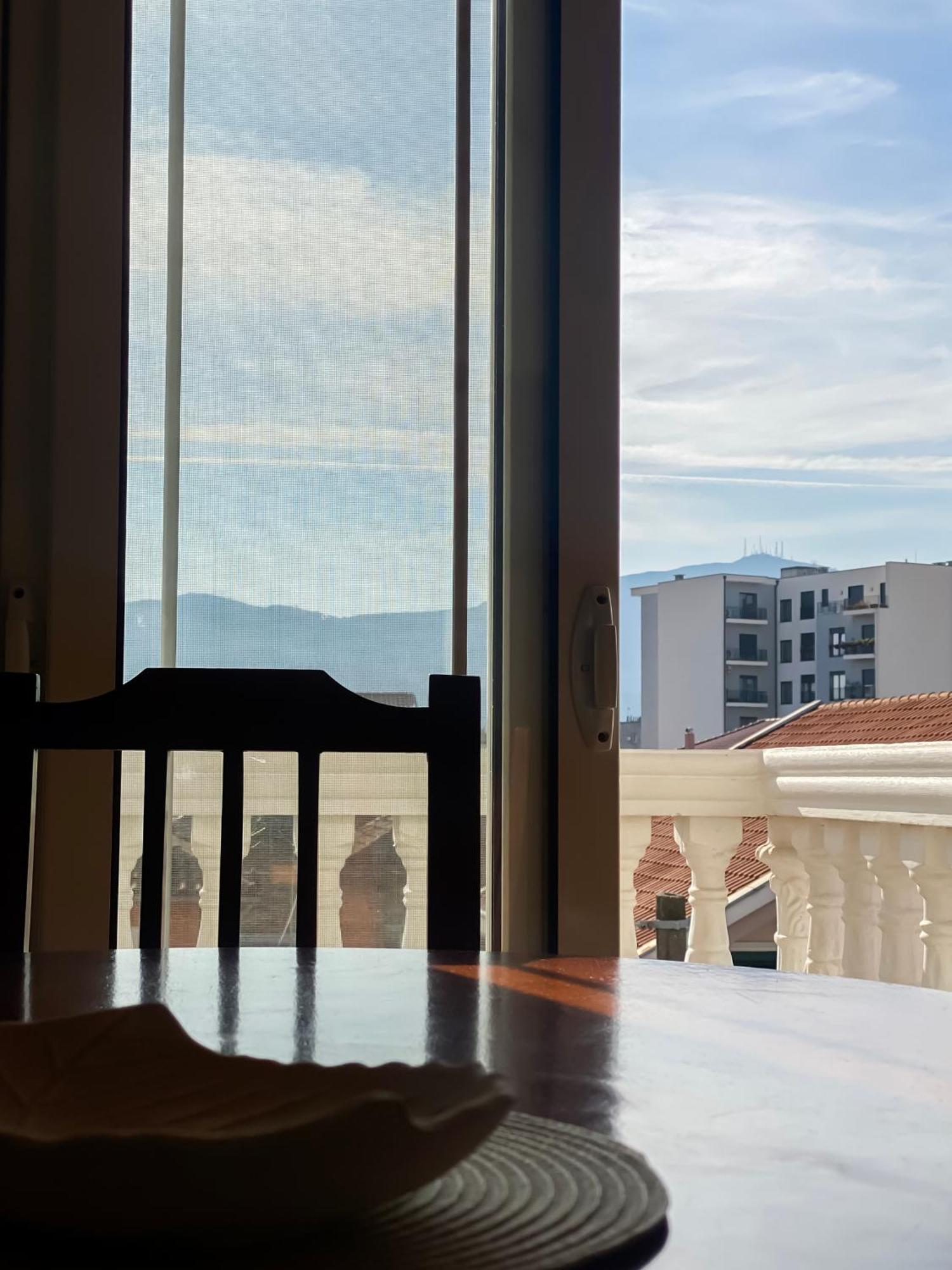 Northgate Apart-Villa Shkoder Bagian luar foto