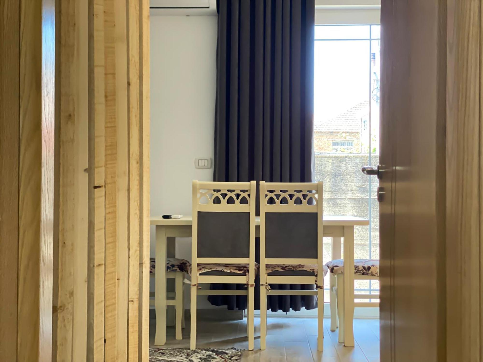 Northgate Apart-Villa Shkoder Bagian luar foto